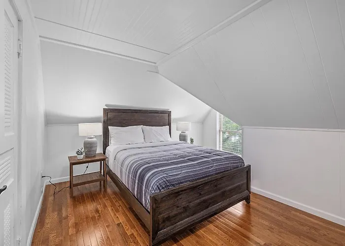 Shadyside, Central 3C Spacious & Modern Private Bedroom With Shared Bathroom And Free Parking