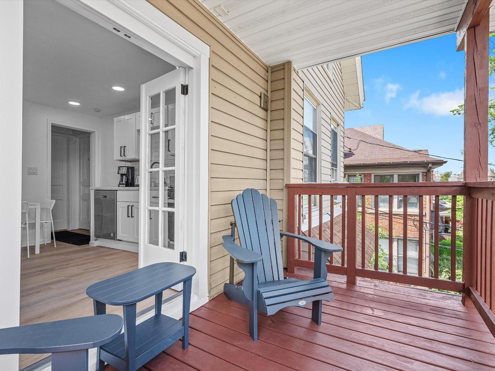 Shadyside, 3c Spacious & Modern Private Bedroom With Shared Bathroom And Free Parking Homestay *