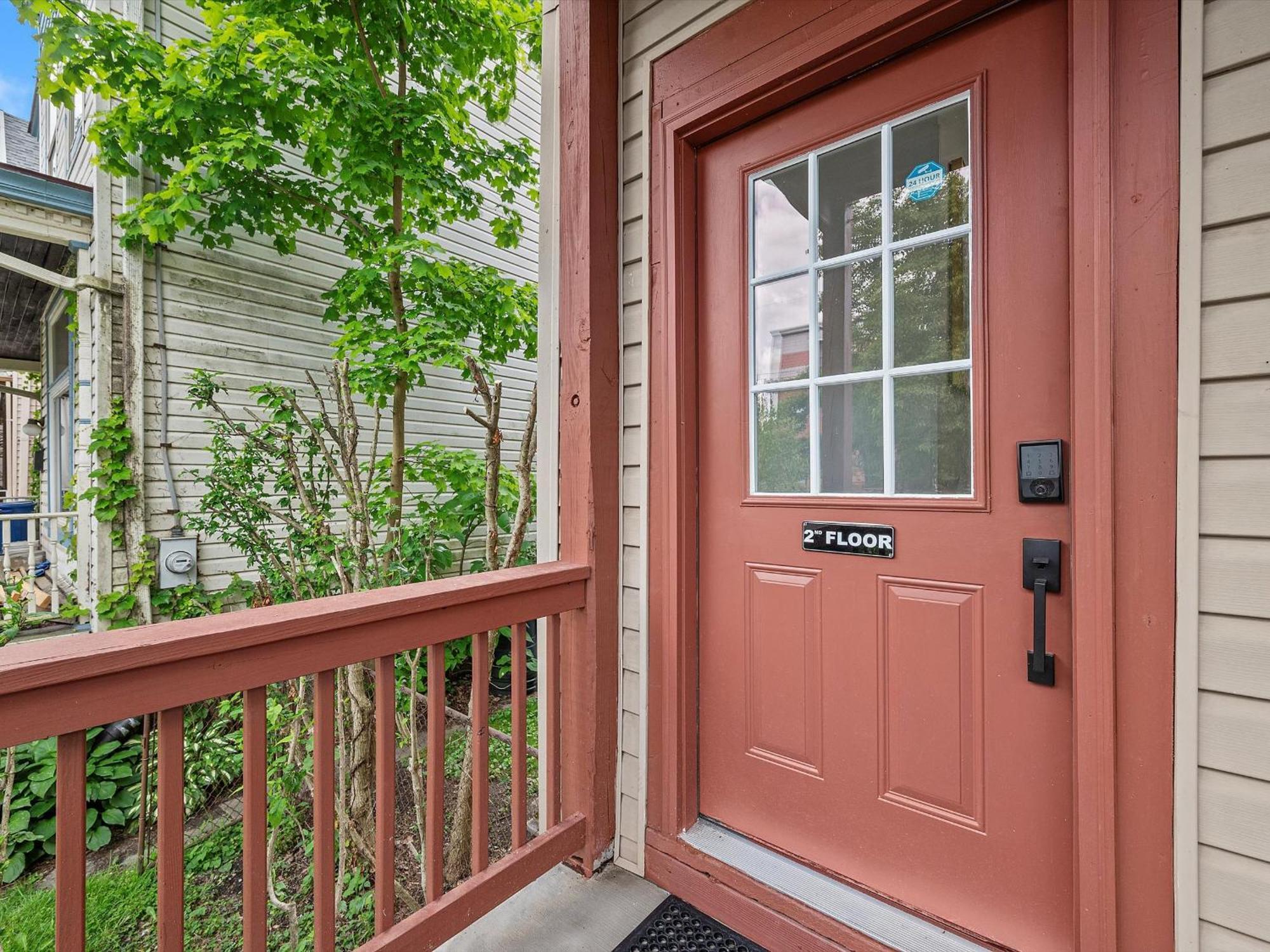 Shadyside, 3c Spacious & Modern Private Bedroom With Shared Bathroom And Free Parking * Pittsburgh